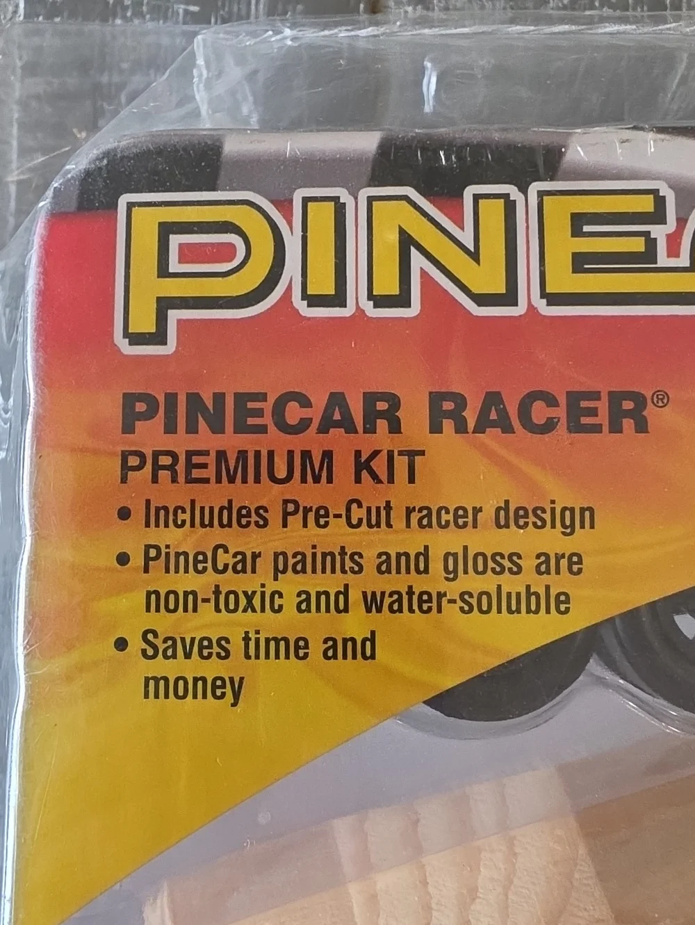 PineCar Furious Racer Premium Kit (Model P3945), Boy Scouts & Kub Kar Compliant